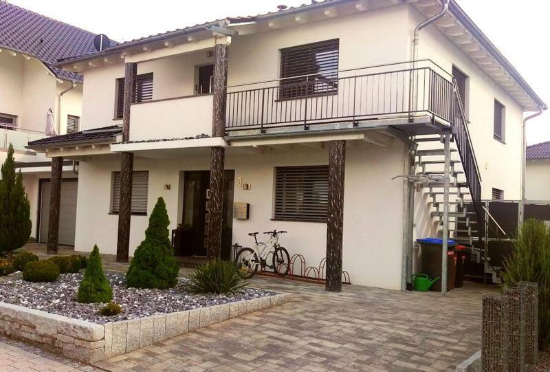 Fewo - Bei Tati 95Qm Apartment Singen Exterior photo